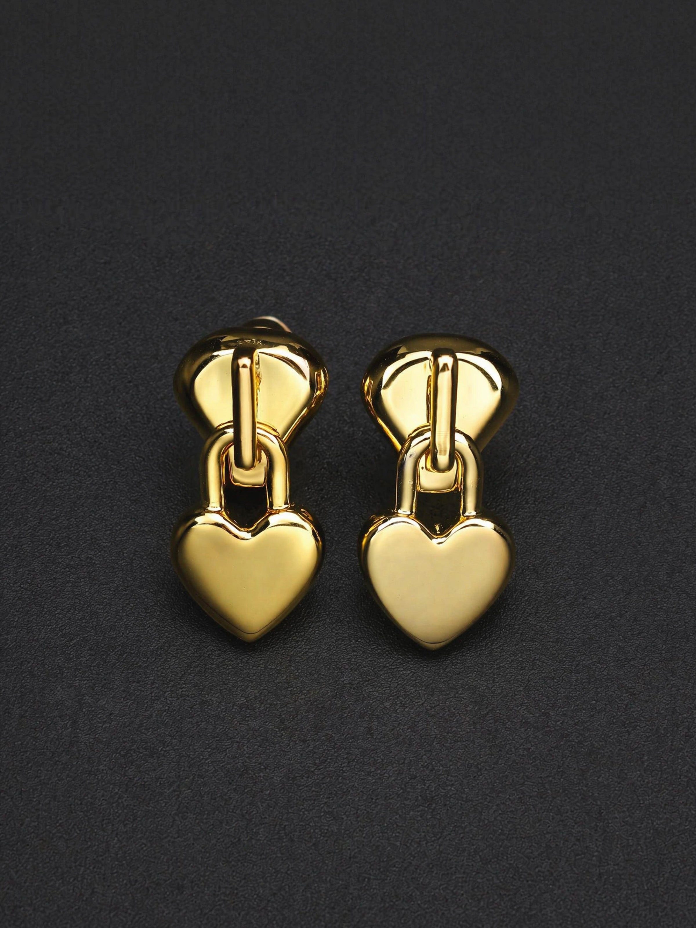 SOVEREIGN LOCK STUDS