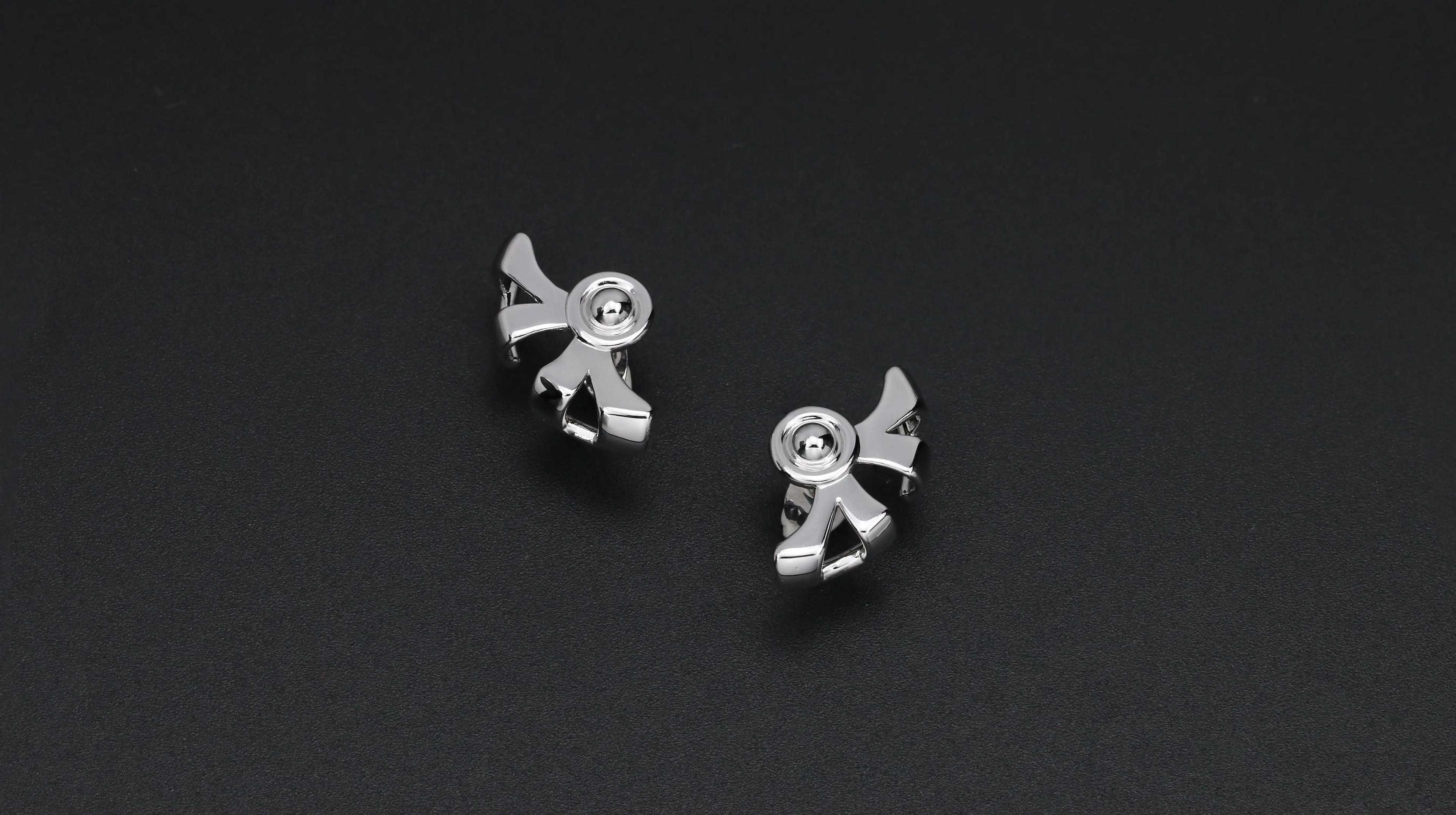 VORTEX BLADE STUDS | 漩涡叶片耳钉