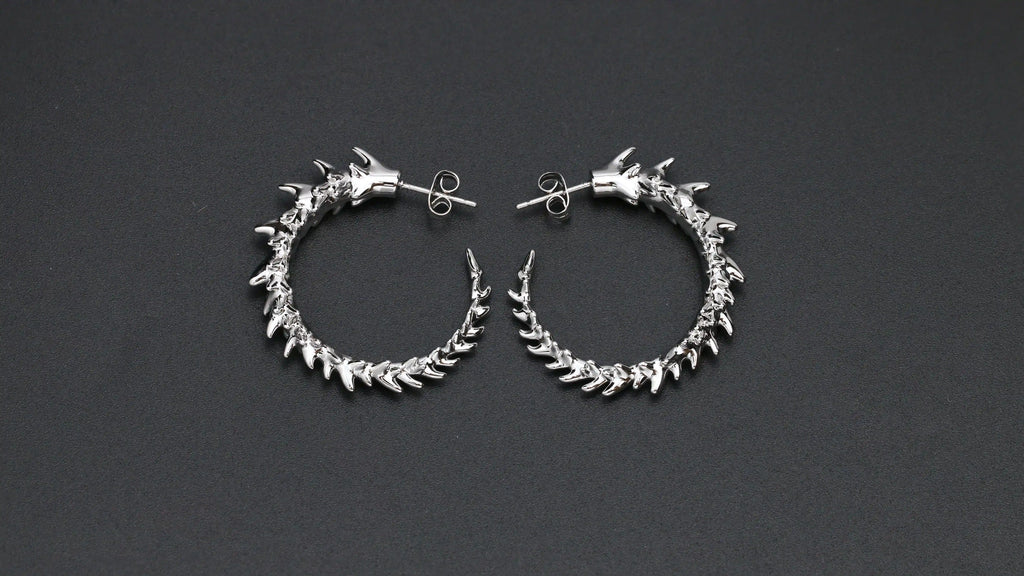 DRAGON SPINE HOOPS | 龙骨圈耳环