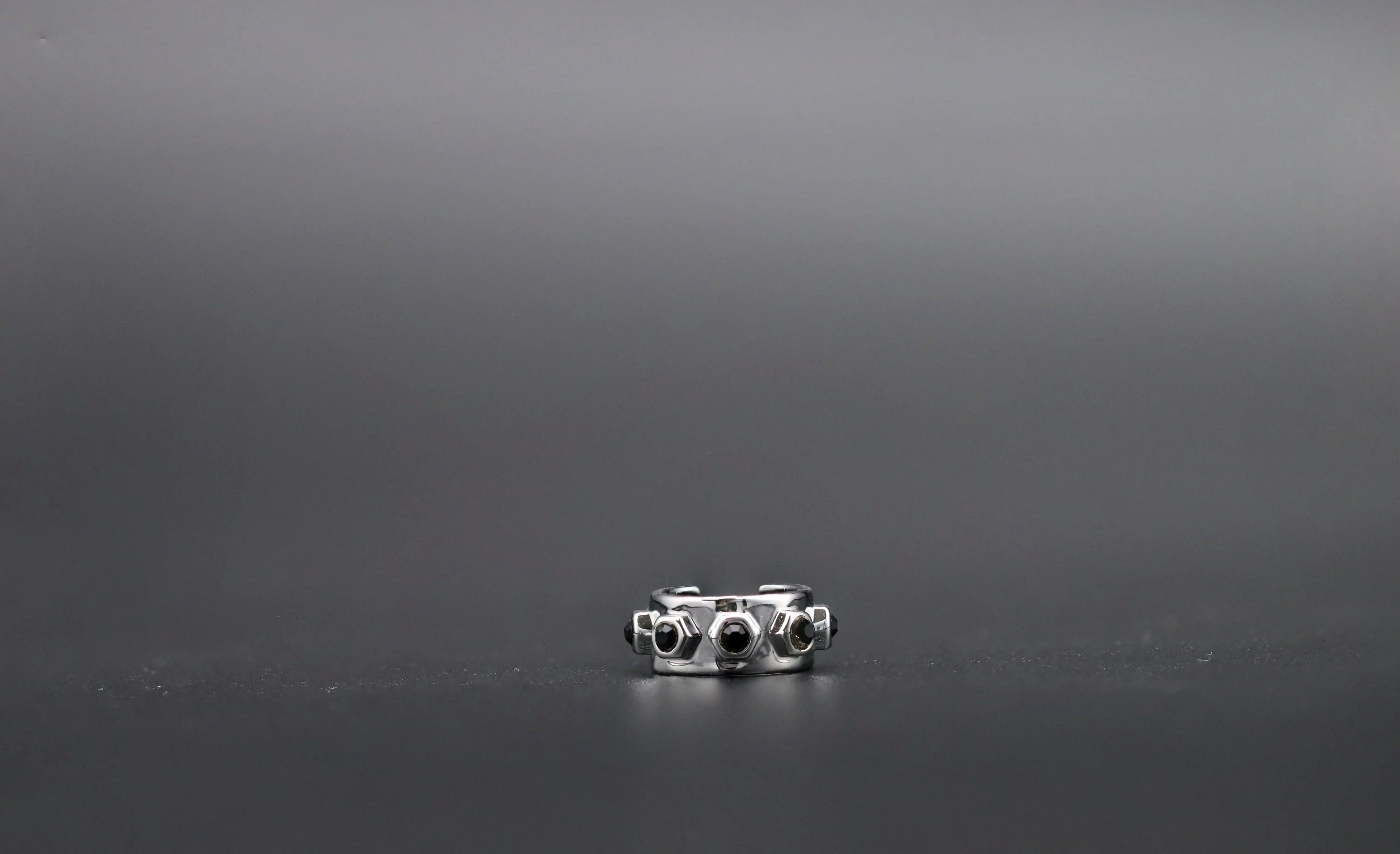 HEX BOLT RING | 六角螺栓戒指 - angle 2