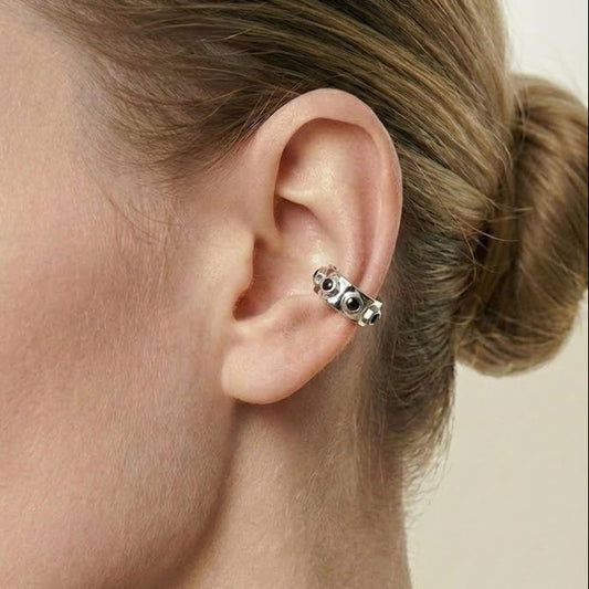 NORTHLESS STAR EAR CUFFS